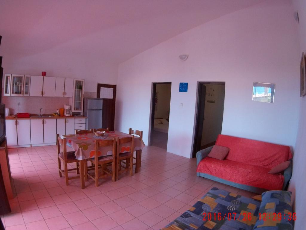 Apartman Luburic Pinezići المظهر الخارجي الصورة